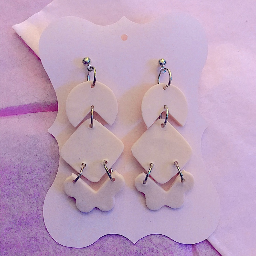 Earings
